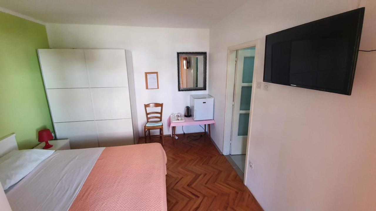 Double Rooms With Terrace Tomica Baška Exterior foto