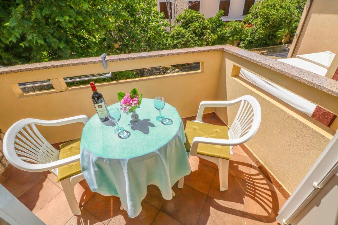 Double Rooms With Terrace Tomica Baška Exterior foto